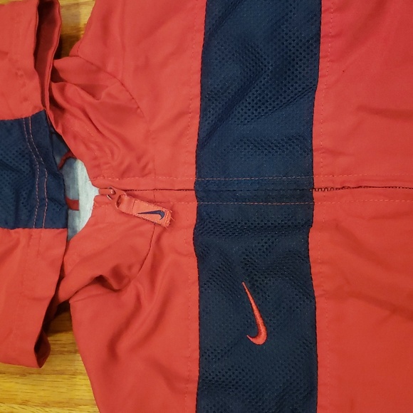 Nike jacket 2/3T π - Picture 2 of 4